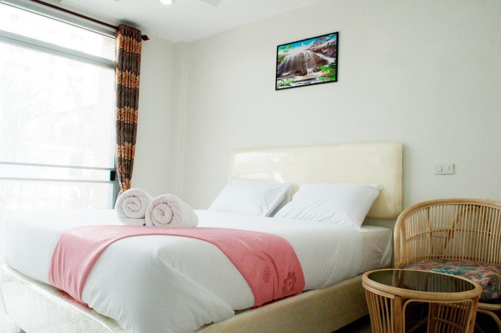 Motel Sabai Sabai House Pattaya Pokoj fotografie